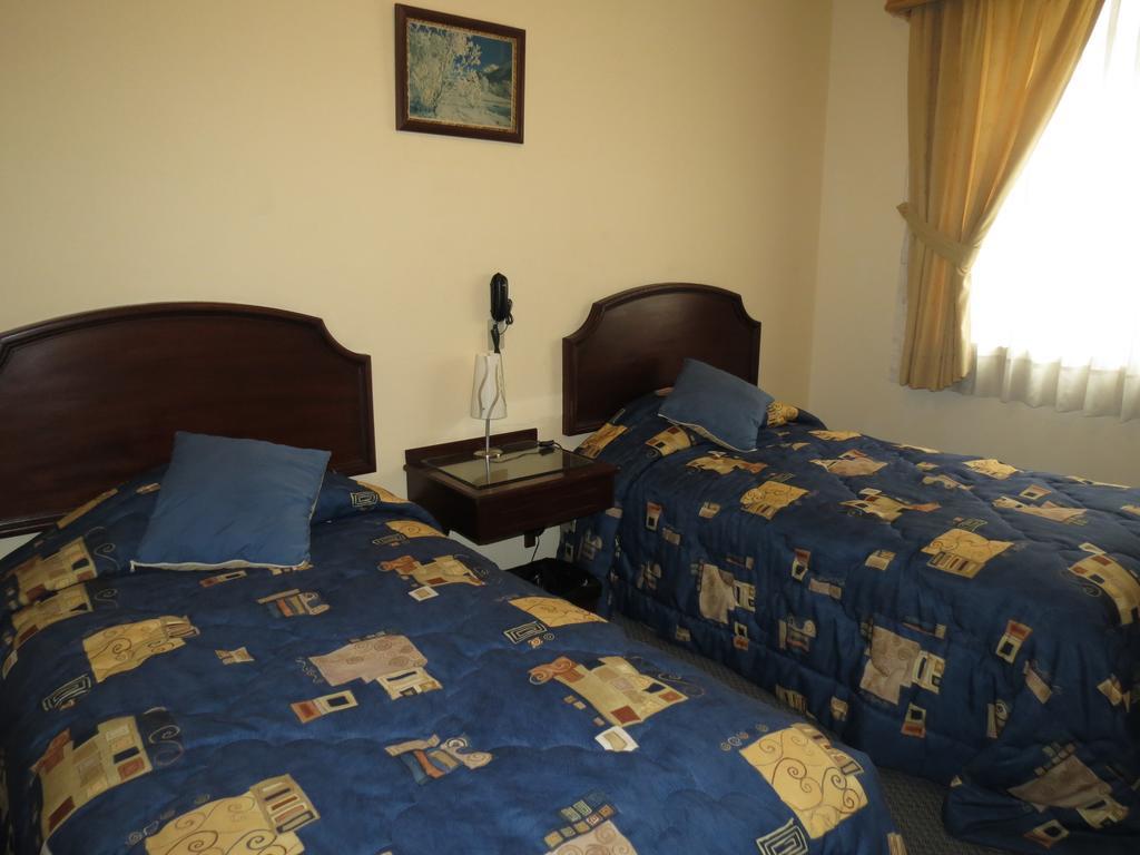 Hotel Plaza Mayor Ліма Номер фото