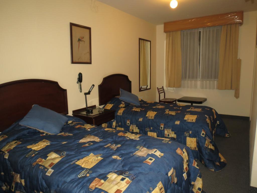 Hotel Plaza Mayor Ліма Номер фото